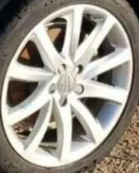 560-58911 Audi 2013-2014 A4 Oe Wheel 18x8 10 Spoke Twisted