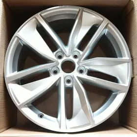 8u0601025an Audi 1 Wheel Rim For Q3 Recon Oem Nice Silver Machined