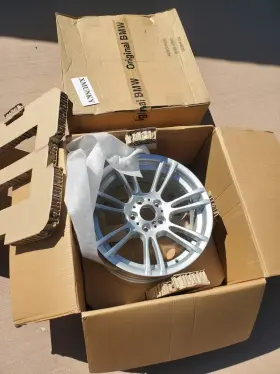 36112283905 Bmw New Style 270 M1 M3 Wheel Rim Silver Painted Pn # Nos
