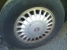 560-04026 Buick Wheel 15x6 Aluminum 21 Fin Argent Finish Opt Pf7 Fits 97-01 Lesabre 30388703
