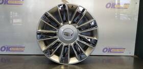 Cadillac 560-04831 19 Escalade Platinum 22x9 18 Spoke Wheel Painted Silver Chrome Inserts