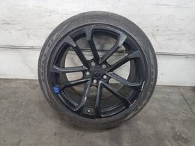 Chevrolet 22798742 2013 Camaro Zl1 Vert Rear 20 Inch Wheel / Tire #2 - #2503 Kk4