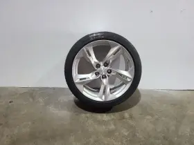560-05877b Chevrolet Wheel 20x9-1/2 5 Twisted Split Spoke Bright Silver Fits 19-23 Camaro 581175