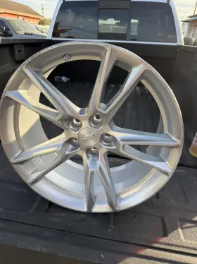 84764469 Chevrolet Camaro 2019 20 21 22 2023 5872 Oem Wheel Rim X 8.5 Front Silver
