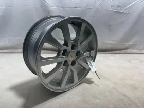94538393 Chevrolet 2017-2020 Sonic Lt 15x6j Alloy 5 V Spoke Silver Wheel Rim