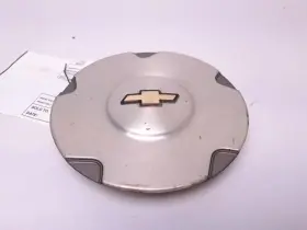 560.gm8g02 Chevrolet Truck Center Cap For Trailblazer 2002 Oem