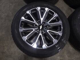 Chevrolet Truck 87835088 2025 Tahoe 22 Inch R4h Wheels With Tires