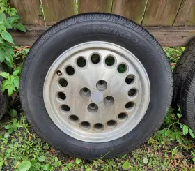 4284111 Chrysler 1984-85 Dodge 15 Inch Pizza Wheels 4 X 100mm Set Of 5 Pickup Only Shelby