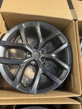 193830 Dodge 20 Inch Dark Grey Premium Wheels