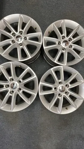 5ln63trmac Dodge 2013-2019 Journey Aluminum Wheel 17x6.5 5 Slotted Spoke Oem Set