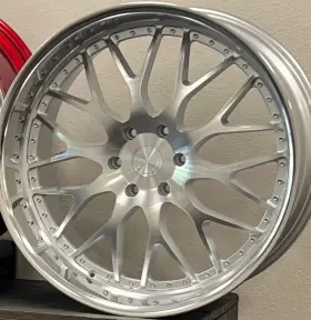 E4-249-6139-spl Esko 4- Wheels 4.0 24x9 Silver Face Polished Lip 6x139.7