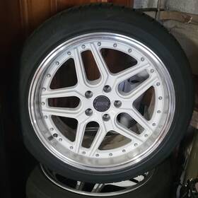 Esr Wheels 255/40zr1