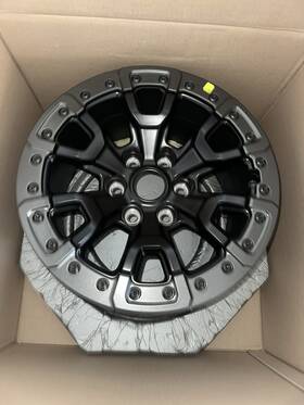 Factory / Oem Nb3v 1a145 Ford Bronco Raptor Wheel 17x8.5 Nb3z 1007 E