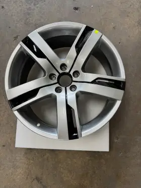 2424103001 Fisker Karma New Wheel Rim Silver / Black 22x8.5 22 Inch Oem