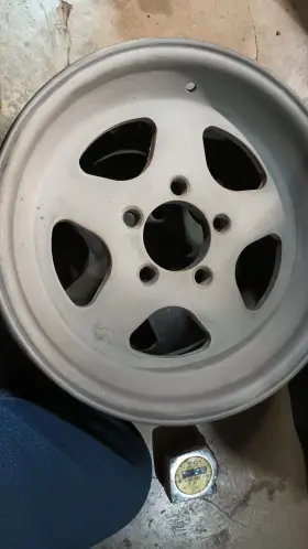 1535 Ford Motor Wheel Inch Fly Magnesium Wheels.15 X3.5 Bolt Pattern