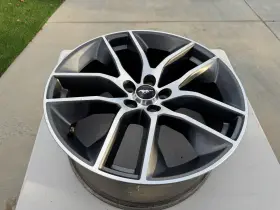 261114 Ford 20 2015 Mustang Inch X 9 Factory Oem Wheel 3 Of 4