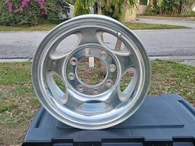 Ford 3010904 F-250 / Excursion/ E-250 Wheel Oem 1999 2000 2001 2002 2003 2004 Low Price