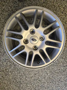 560-03367a Ford Wheel 15x6 16 Spoke Alloy Painted Silver Finish Fits 10-11 Focus 476940