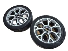 735577032 Ford 2014 Fiat 500l Trekking Wheel Rim With Tire Good Year 225/45 R17 2 Pcs Oem