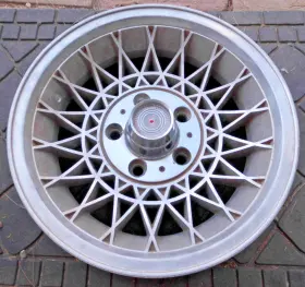 A-d6da-1007-c8-z Ford 1975-1980 Granada Factory 14 Inch X 6 Wheel Cap. 5 Lug 4.5 . D6da-1007-c8