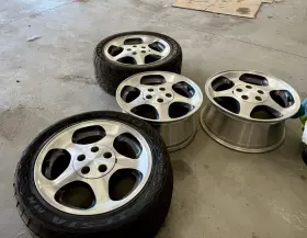 F4zz-1007-svt Ford Oem 1996 - 1998 Mustang Cobra Wheels And Center Caps Svt 96 97 98 5 Lugs