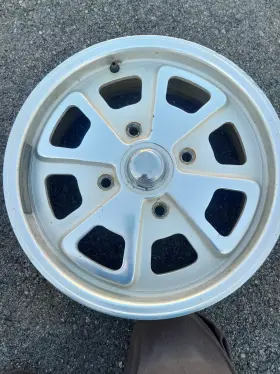 914361011 Fuchs 911361011 Porsche 4 Lug Wheel 5.5x15 914361011 Fuchs 911361011 Porsche 4 Lug Wheel 5.5x15