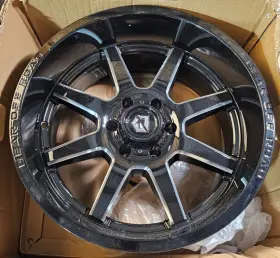 762bm-2108319 Gear Off-road Qty 1 Pivot 762bm Gloss Black Wheel Rim 20x10 6x139.7 -19mm