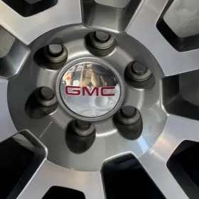 92244574 Gm Chevrolet 20 Inch Gmc Canyon Slt Denali Oem Factory Center Cap Only