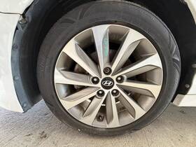 Hyundai 560-70877b Wheel 17x7 Exposed Lug Nuts 10 Spoke Alloy Directional Fits 15-17 Sonata 73732
