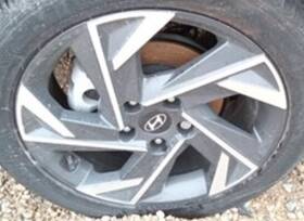 Hyundai 560-71067 2024 2025 Elantra 17 Inch Alloy Wheel Rim 5 Spoke Oem