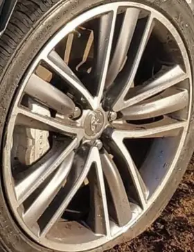 560-73786 Infiniti 2016 Q50 Oe Wheel 19x8-1/2 15 Spoke Alternating V