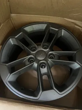 5yw74trmaa Jeep 2017 75th Edition Tire Rim