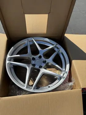 K15h-189516 Kansei 35 K15h Astro Rim 18x9.5 5x100 Offset Hypersilver Quantity Of 4 Toyota