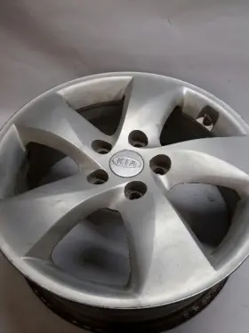 560-74668 Kia Wheel Canada Market 17x6-1/2 Alloy 5 Spoke Fits 07-11 Rondo 570937