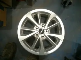 560-74829 Kia Wheel 17x6-1/2 Alloy 5 V Spoke Fits 22-23 Carnival 117213