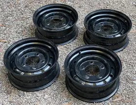 Anr4583 Land Rover Nato Wolf Wheel Black