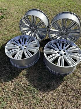 Land Rover Lr093330 22 Inch Velar Rims 22x9