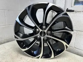 560-10561 Lincoln 2024 Nautilus 19x9 Wheel 10 Spoke A- Condition Oem