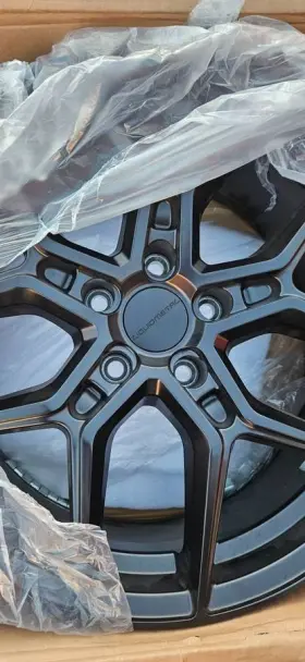 170546 Liquid Metal Halo Front Wheel
