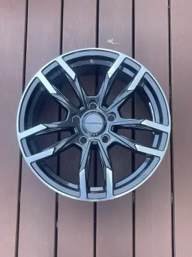 H-a297 Liquidmetal Alloy Wheel Rim - 17 Inch Black/chrome