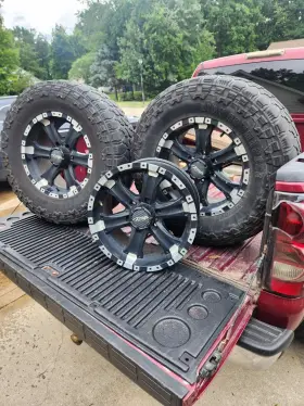 61027 Mb Chaos 6 Chevy Lug 17 Inch