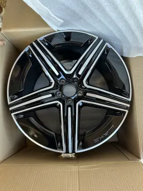 167-401-44-01-7x23 Mercedes-benz Amg Wheel