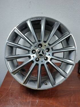Mercedes-benz 2184011100 W218 Cls550 Sl400 Cls63 8.5 X 19 Inch Amg Front Wheel Rim Oem