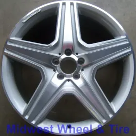 A1644015202 Mercedes-benz Oem Original 21 Ml350 Ml550 Ml63 Amg Front Wheel 98113