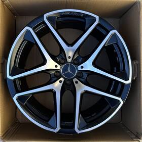 Mercedes-benz A2534013700 2018-2022 Glc 20 Inch Factory Oem Rear Amg Wheel Rim P/n-a2534013700