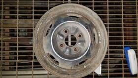 Mitsubishi 560-65741 Wheel 14x5-1/2 Steel Fits 89-98 Galant 176029