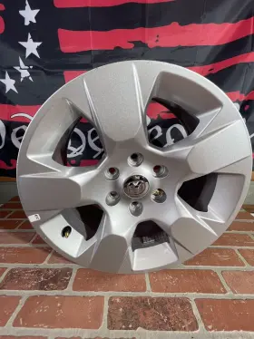 5yd45ls1aa Mopar Dodge Ram 1500 Wheel 18 Inch 2019-23 Free Center Cap 2669 Oem Factory