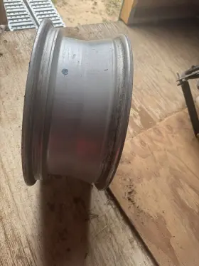 17x7jx40 Mustang 2010 Stock Rims. 4set