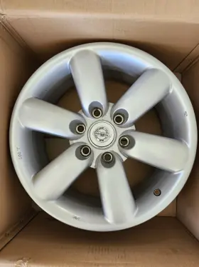 40300zj00a Nissan Titan Armada 18x8.0 Wheel Rim 62493 Silver Finish Oem