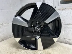 560-62252 Nissan 2025 Kicks 19x6 Wheel 3 Spoke A Condition Black Oem